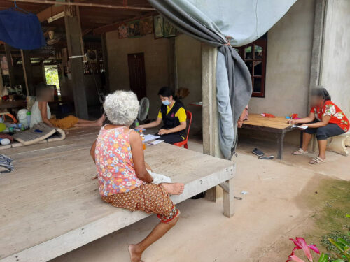 พมจ.ยโสธร ลงพื้นที่สอบช้อเท็จจริงผู็ประสบปัญหาทางสังคม