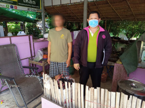 ลงพื้นที่เยี่ยมคนพิการและผู้ดูแลคนพิการพร้อมทั้งให้คำปรึกษาแนะนำ การใช้บริการกู้ยืมกองทุนคนพิการ อำเภอเลิงนกทา จังหวัดยโสธร