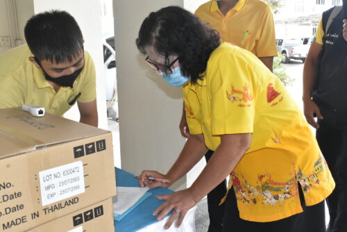 พมจ.ยโสธร ร่วมรับมอบหน้ากากจากกระทรวงมหาดไทย
