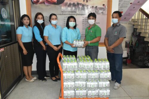 พมจ.ยโสธร รับมอบน้ำดื่มจากสถานประกอบการเอกชนและการประปาส่วนภูมิภาค สาขายโสธร