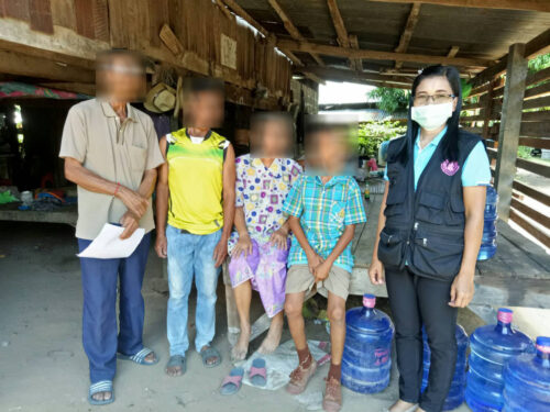 พมจ.ยโสธร ลงพื้นที่เยี่ยมบ้าน เด็กในครอบครัวอุปถัมภ์