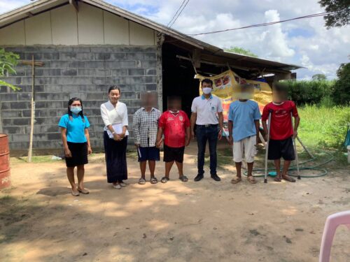 พมจ.ยโสธร ลงพื้นที่เยี่ยมบ้านสอบข้อเท็จจริงผู้ป่วยในพระบรมราชานุเคราะห์ในสมเด็จพระกนิษฐาธิราชเจ้า กรมสมเด็จพระเทพรัตนราชสุดาฯ สยามบรมราชกุมารี