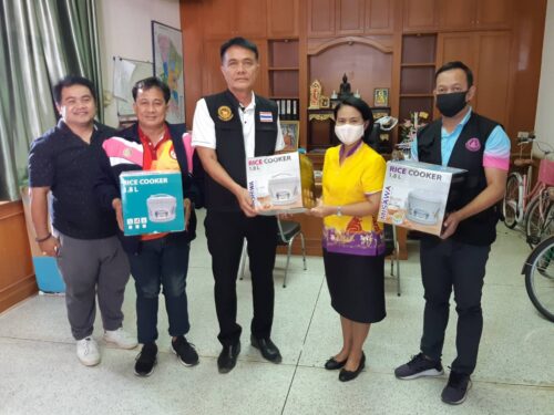 พมจ.ยโสธร รับบริจาคเงินและสิ่งของจาก ส่วนราชการ/องค์กรเอกชนภาคธุรกิจ ให้การสนับสนุนเป็นของขวัญวันคนพิการ