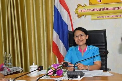 ประชุมการพัฒนาคุณภาพชีวิตกลุ่มเปราะบางรายครัวเรือน การบูรณาการเสริมสร้างชุมชนเข้มแข็ง และติดตามผลการดำเนินงานตามตัวชี้วัด ประจำปีงบประมาณ พ.ศ. 2564 ผ่านการประชุมออนไลน์ (Zoom Cloud Meeting)