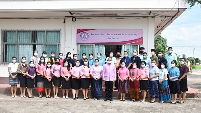 นายสมเพชร สร้อยสระคู รองผู้ว่าราชการจังหวัดยโสธร เยี่ยมชมการให้บริการราษฎร ของ สนง.พมจ.ยโสธร