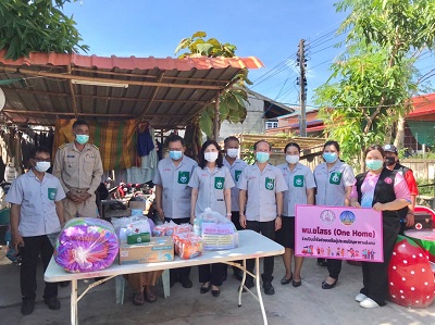 พม.ยโสธร ร่วมลงพื้นที่ “กิจกรรมเยี่ยมบ้านผู้ป่วยติดเตียงและผู้สูงอายุในหน่วยแพทย์อาสาสมเด็จพระศรีนครินทราบรมราชชนนี (พอ.สว.)” ครั้งที่ 6