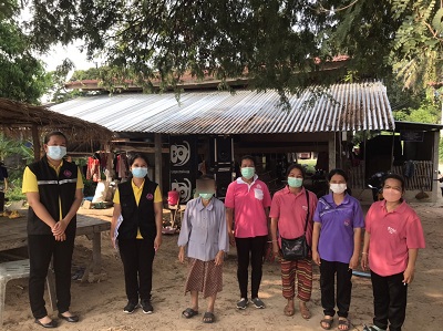 พม.ยโสธร ลงพื้นที่เก็บข้อมูลสมุดพกครอบครัว ตามโครงการพัฒนาคุณภาพชีวิตกลุ่มเปราะบางรายครัวเรือน