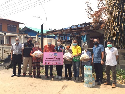 พม.ยโสธร ลงพื้นที่เยี่ยมบ้านและมอบเครื่องอุปโภคบริโภคแก่ครอบครัวที่ประสบเหตุไฟไหม้บ้าน