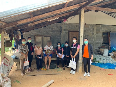 พมจ.ยโสธร ลงพื้นที่เก็บข้อมูลสมุดพกครอบครัว ตามโครงการพัฒนาคุณภาพชีวิตกลุ่มเปราะบางรายครัวเรือน