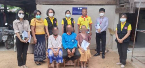 พมจ.ยโสธร ร่วมกับ สตง.จังหวัดยโสธร ติดตามผลการดำเนินโครงการปรับสภาพแวดล้อมฯ ของผู้สูงอายุ