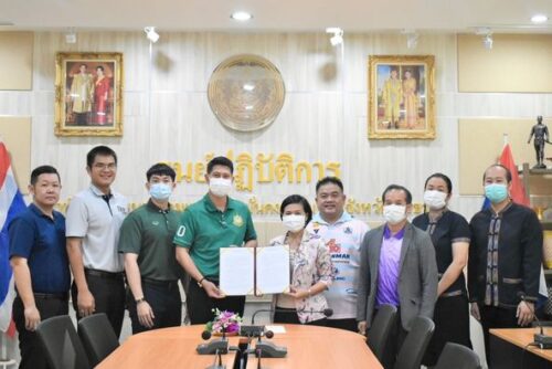 พมจ.ยโสธร มอบเงินสนับสนุนงบประมาณสำหรับปรับสภาพแวดล้อมที่อยู่อาศัยสำหรับคนพิการให้แก่ เทศบาลเมืองยโสธร
